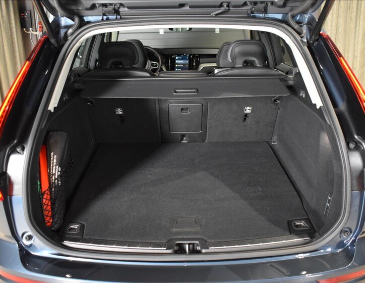 Volvo XC60 Kombi 2,0 l 186 kw