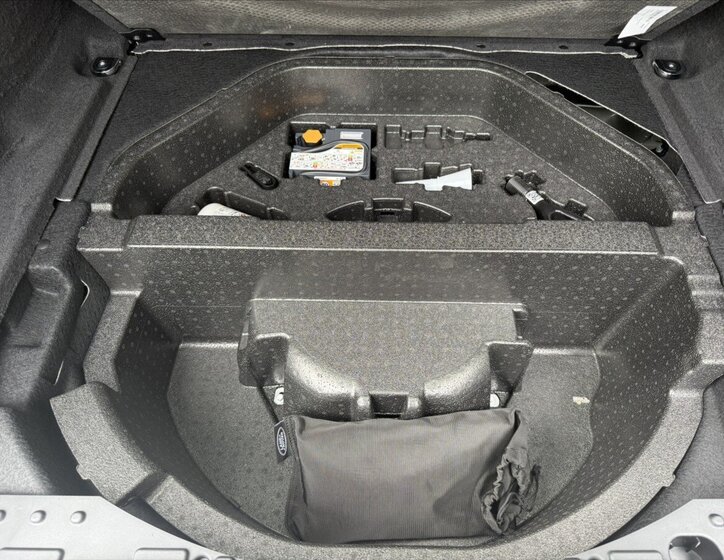 Land Rover Range Rover Sport SUV / Terénní 3,0 l 184 kw