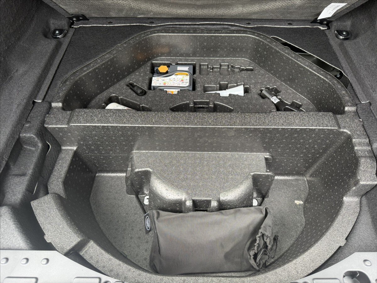 Land Rover Range Rover Sport SUV / Terénní 3,0 l 184 kw