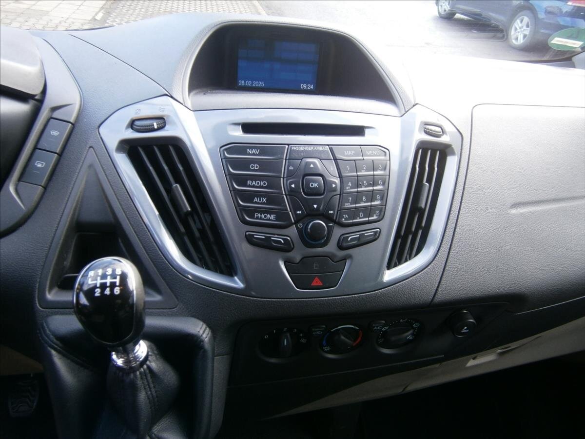 Ford Tourneo Custom Kombi 2,0 l 96 kw