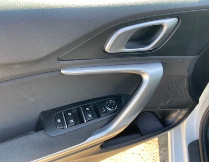 KIA Ceed Kombi 1,5 l 117 kw