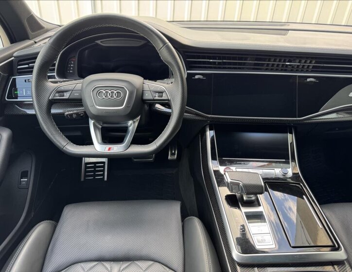 Audi SQ7 Kombi 4,0 l 320 kw
