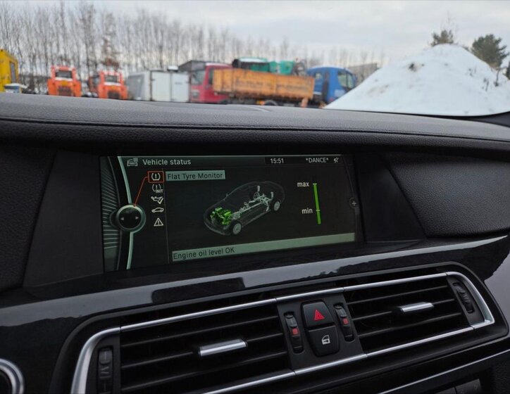 BMW Řada 7 Sedan 4,4 l 300 kw