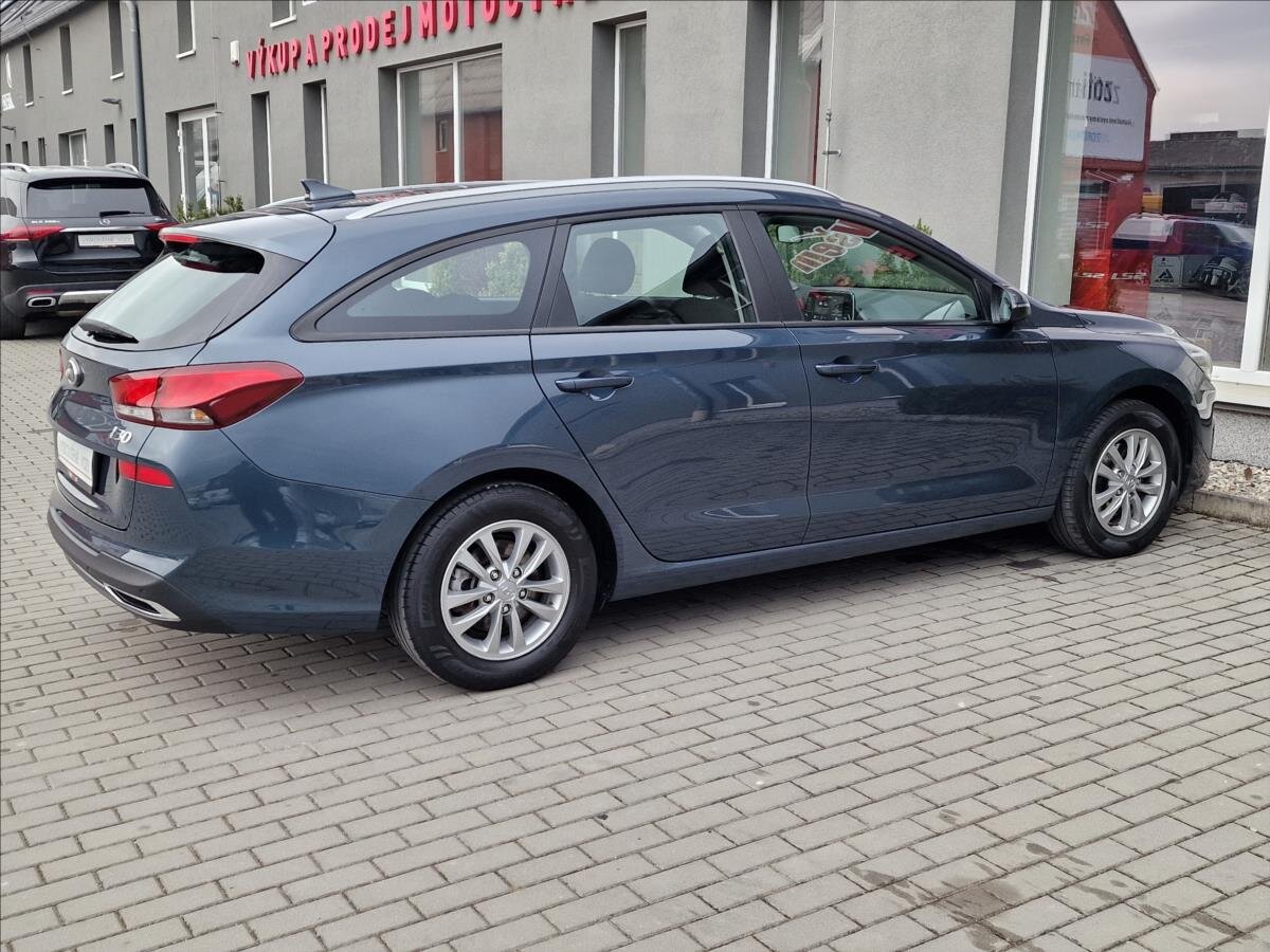 Hyundai i30 Kombi 1,6 l 85 kw