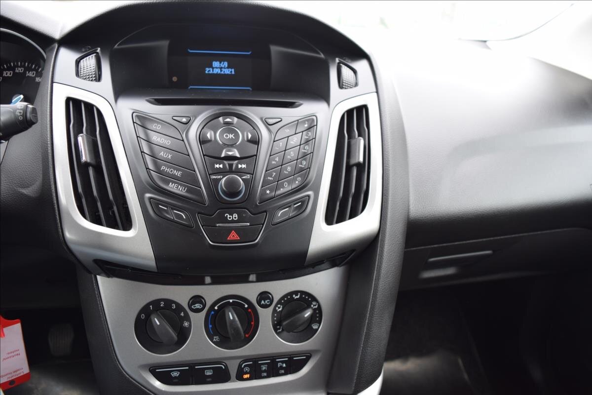 Ford Focus Kombi 998,0 92 kw