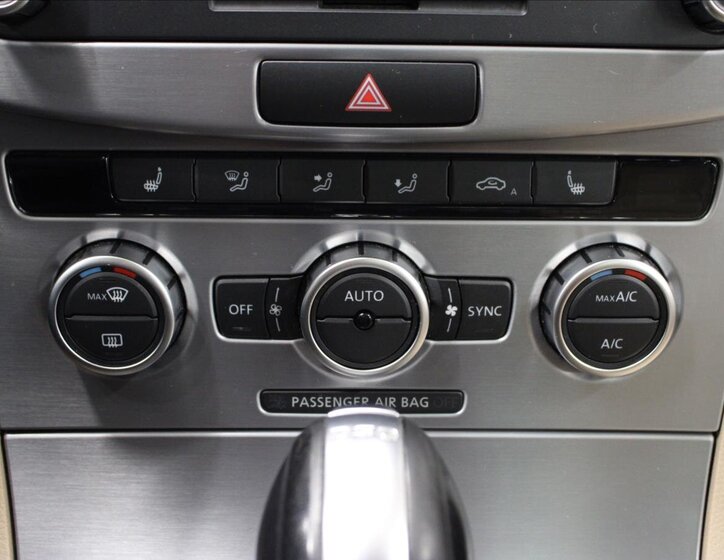 Volkswagen CC Sedan 3,6 l 220 kw