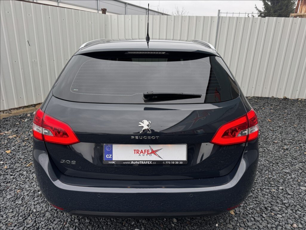 Peugeot 308 Kombi 1,5 l 96 kw