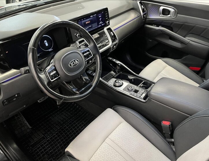 KIA Sorento SUV / Terénní 2,2 l 148 kw