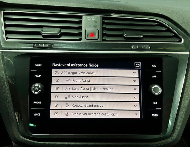 Volkswagen Tiguan 19