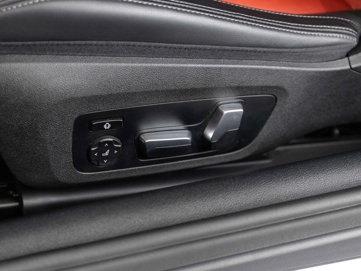 BMW Řada 8 Ostatní 4,4 l 390 kw