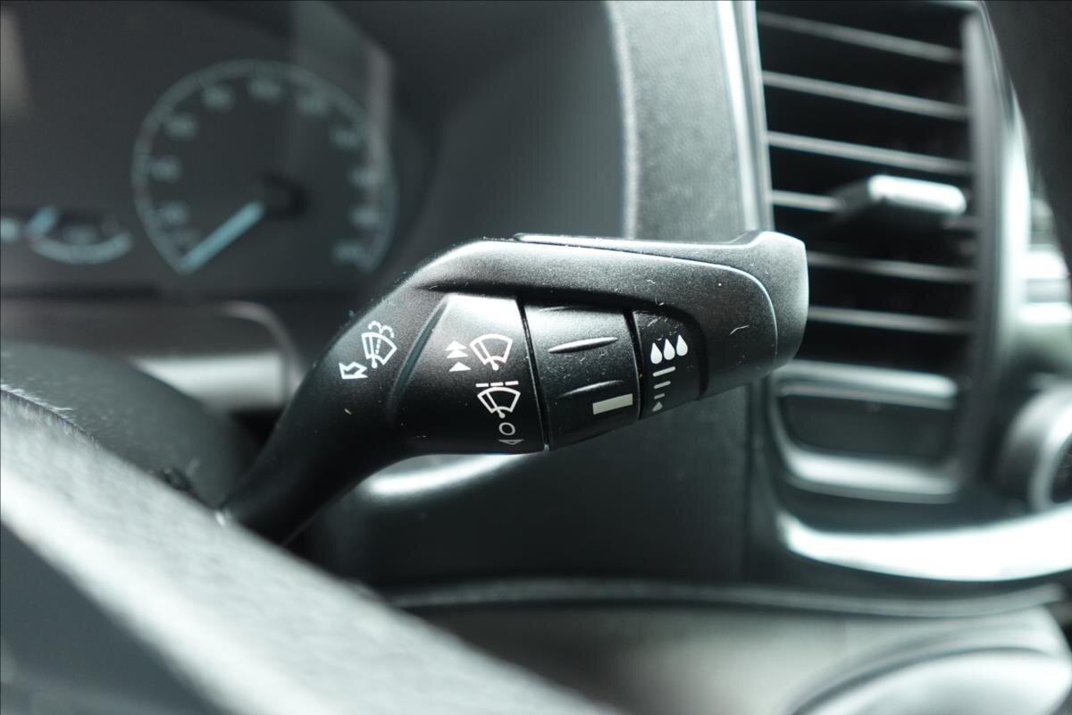 Ford Transit Custom Ostatní 2,0 l 77 kw