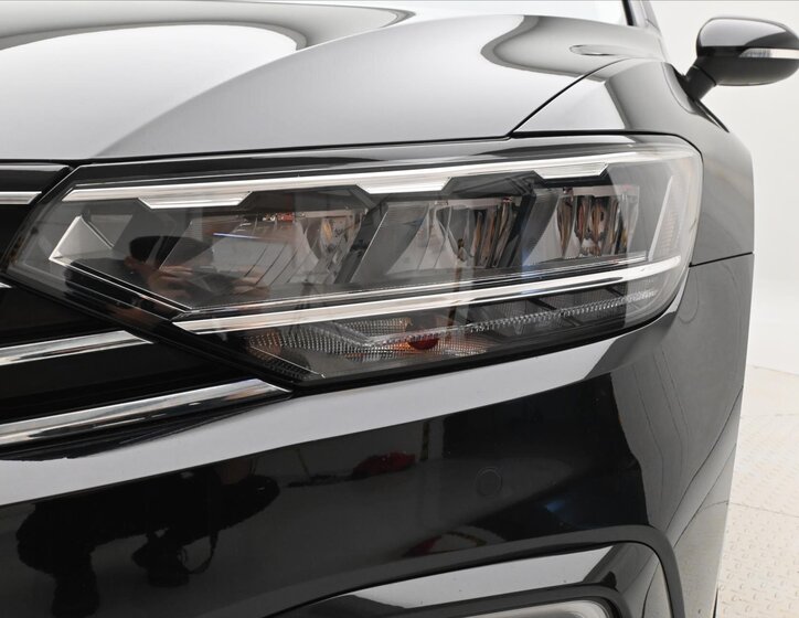 Volkswagen Passat Kombi 1,4 l 115 kw