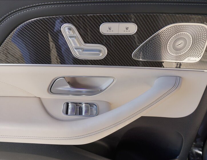 Mercedes-Benz GLS SUV / Terénní 4,0 l 450 kw