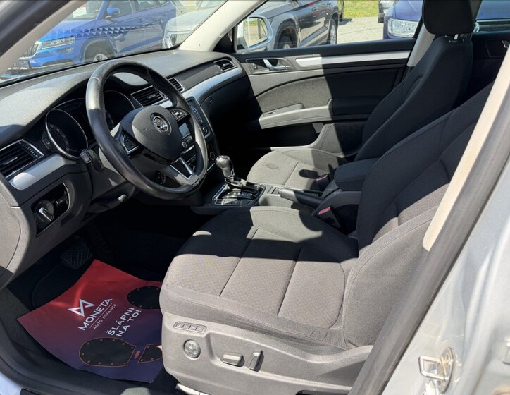 Škoda Superb Kombi 2,0 l 103 kw