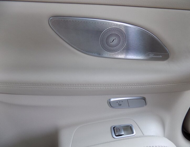 Mercedes-Benz Třídy E 19