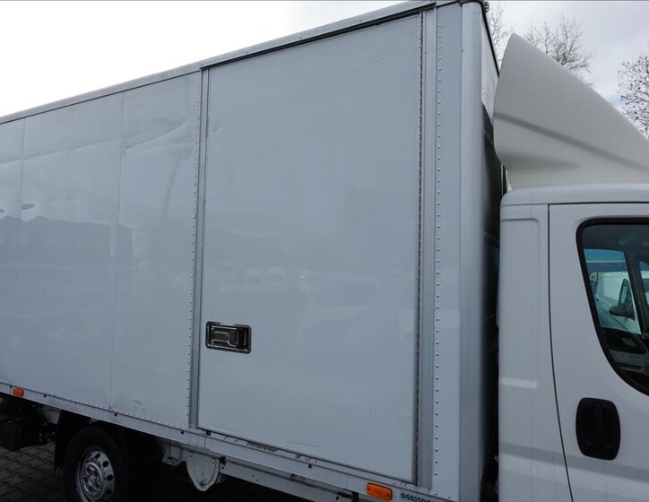 Peugeot Boxer Ostatní 2,0 l 120 kw