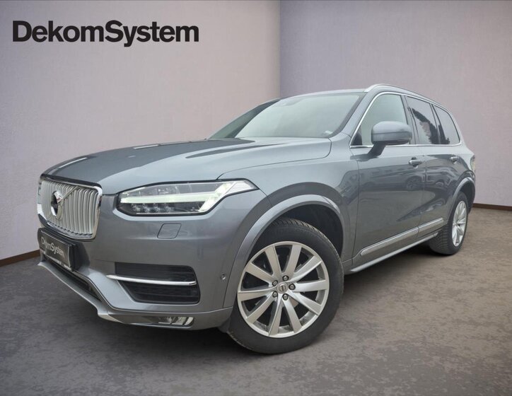 Volvo XC90 SUV / Terénní 2,0 l 165 kw