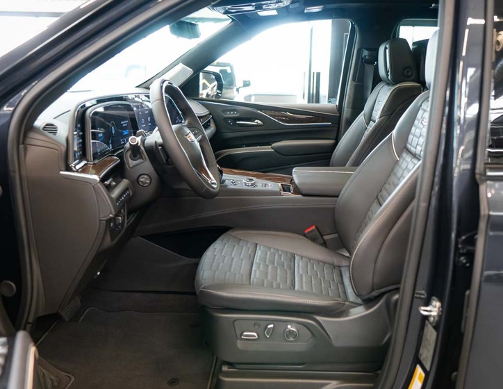 Cadillac Escalade 17