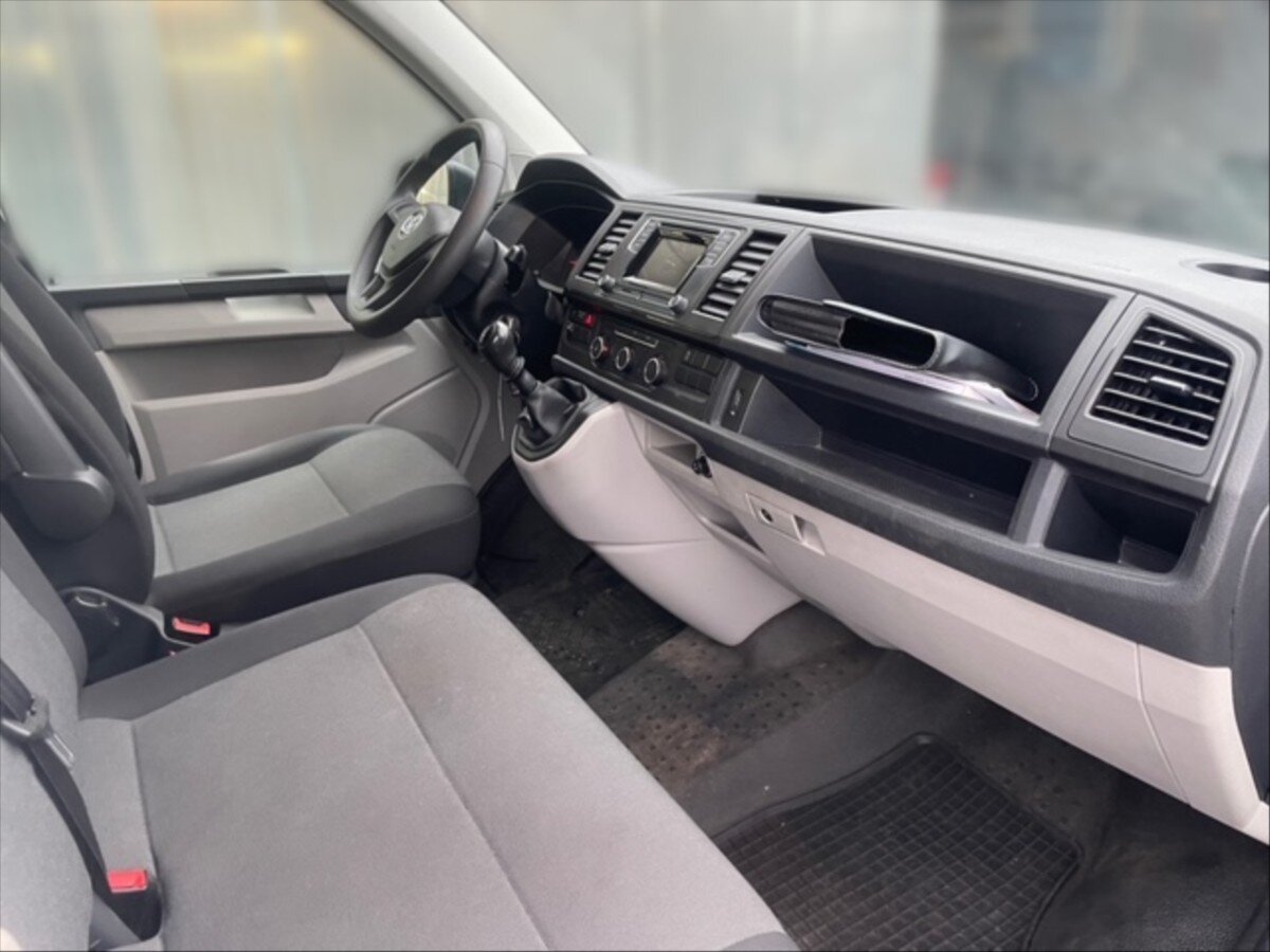 Volkswagen Transporter Skříň 2,0 l 75 kw