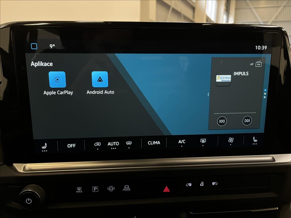 Volkswagen Caravelle Kombi 2,0 l 110 kw