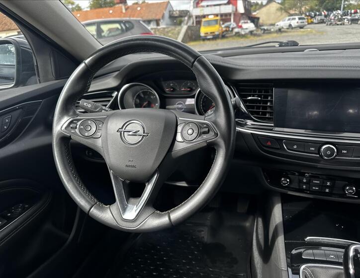 Opel Insignia 16