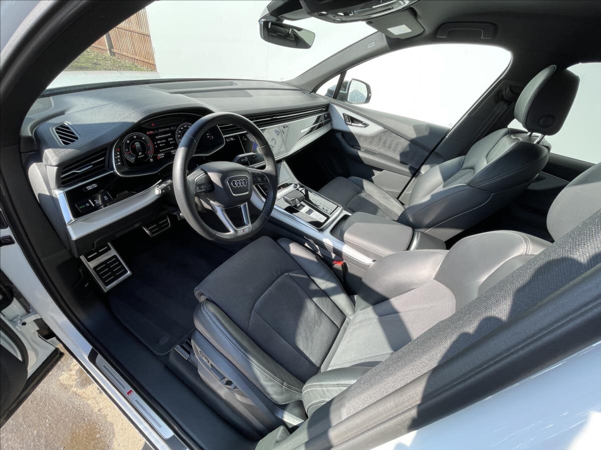 Audi Q7 SUV / Terénní 3,0 l 210 kw