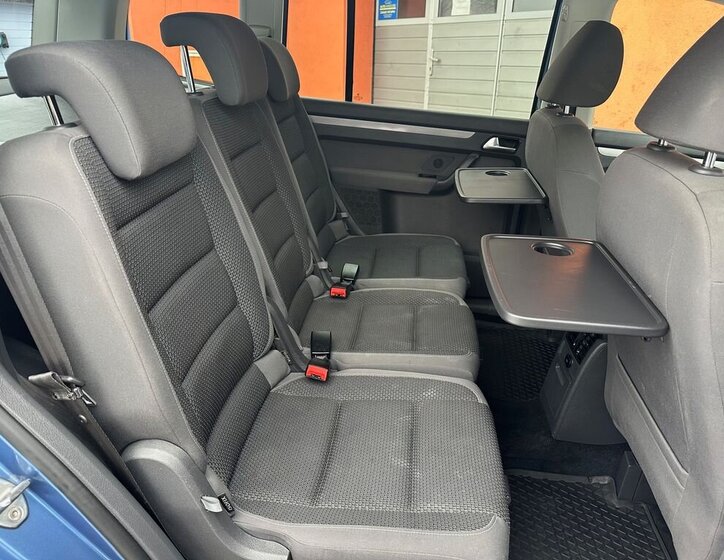 Volkswagen Touran MPV 1,2 l 77 kw