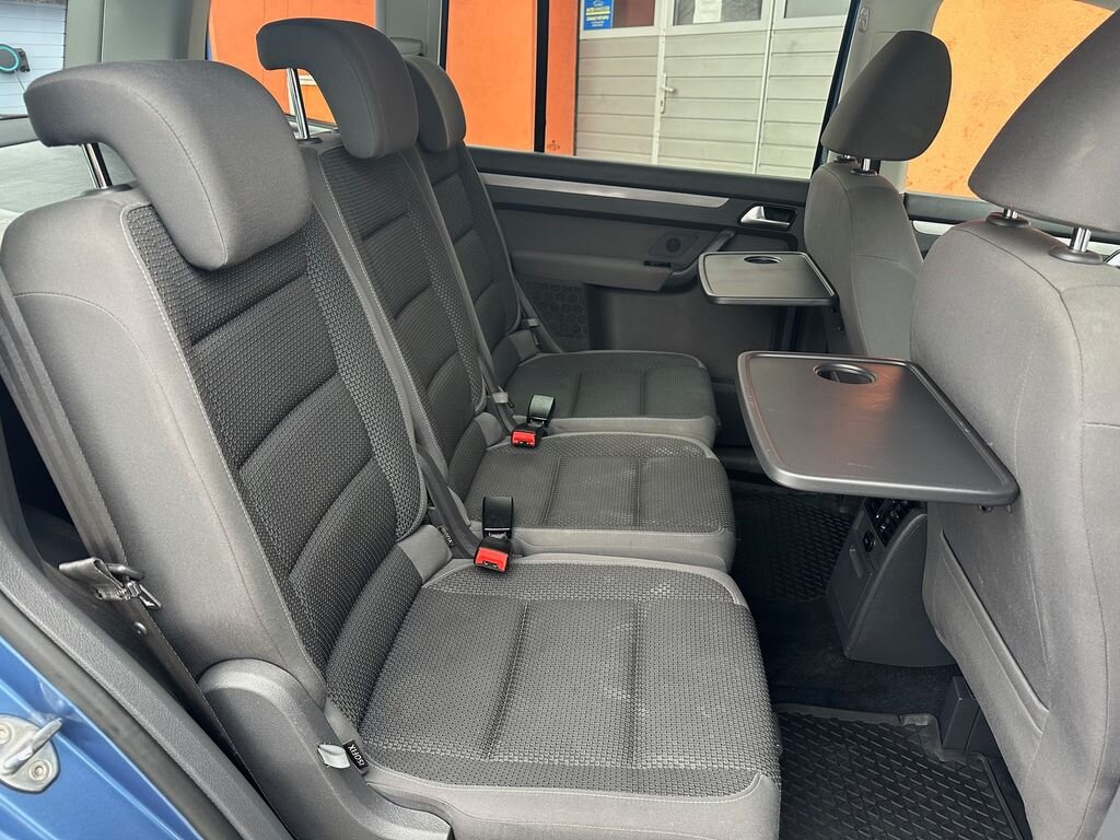 Volkswagen Touran MPV 1,2 l 77 kw