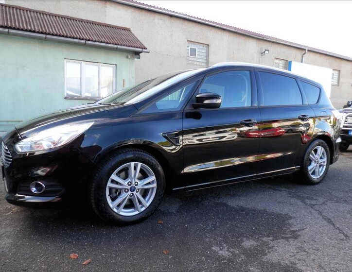 Ford S-MAX MPV 2,0 l 110 kw