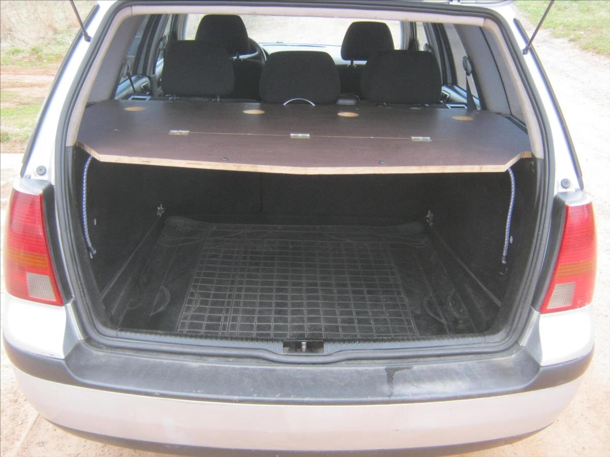 Volkswagen Golf Kombi 1,9 l 74 kw