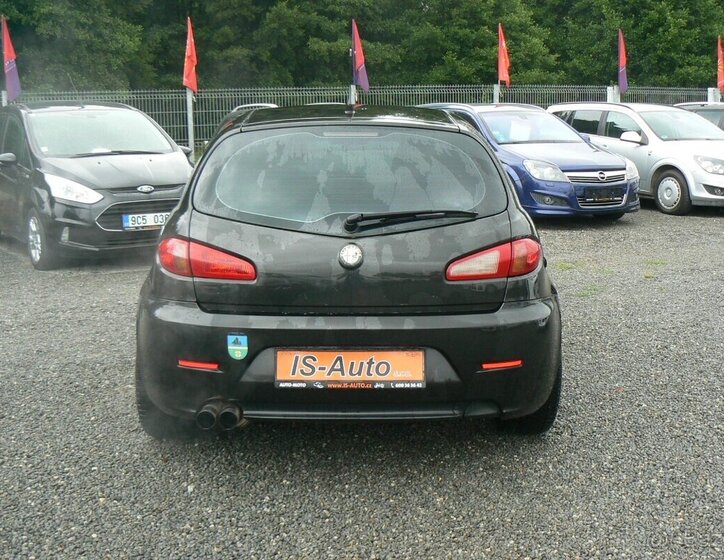 Alfa Romeo 147 Hatchback 1,6 l 77 kw