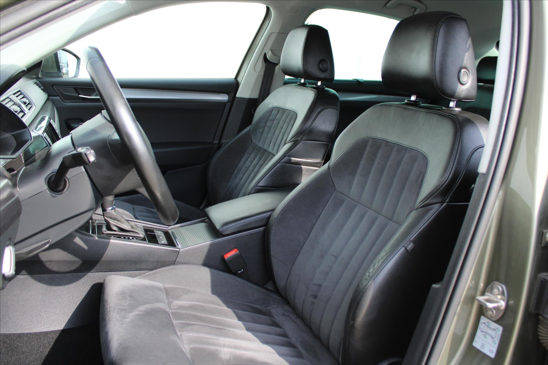 Škoda Superb Liftback 2,0 l 206 kw