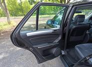 Mercedes-Benz Třídy M 25