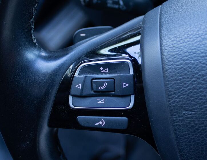 Volkswagen Touareg 13