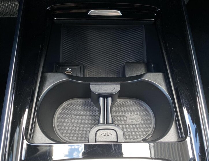 Mercedes-Benz GLB 23