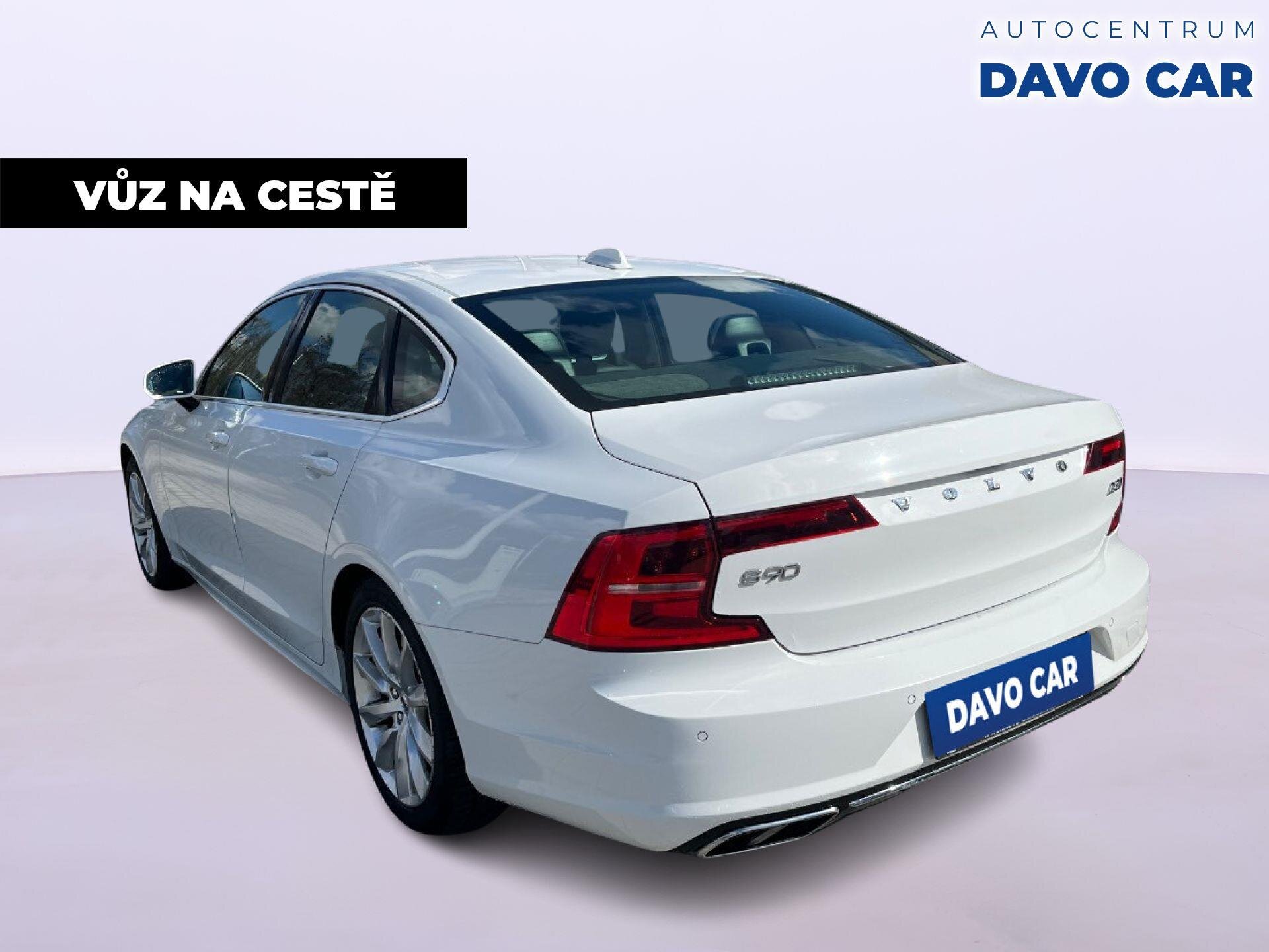 Volvo S90 Sedan / Limuzína 2,0 l 177 kw