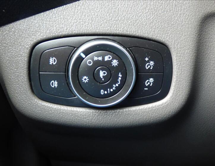 Ford Transit Connect 14