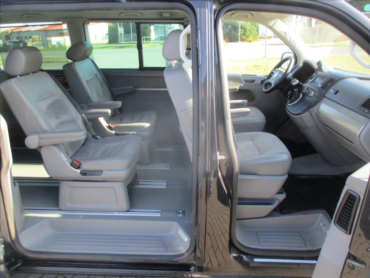 Volkswagen Multivan Kombi 2,5 l 128 kw