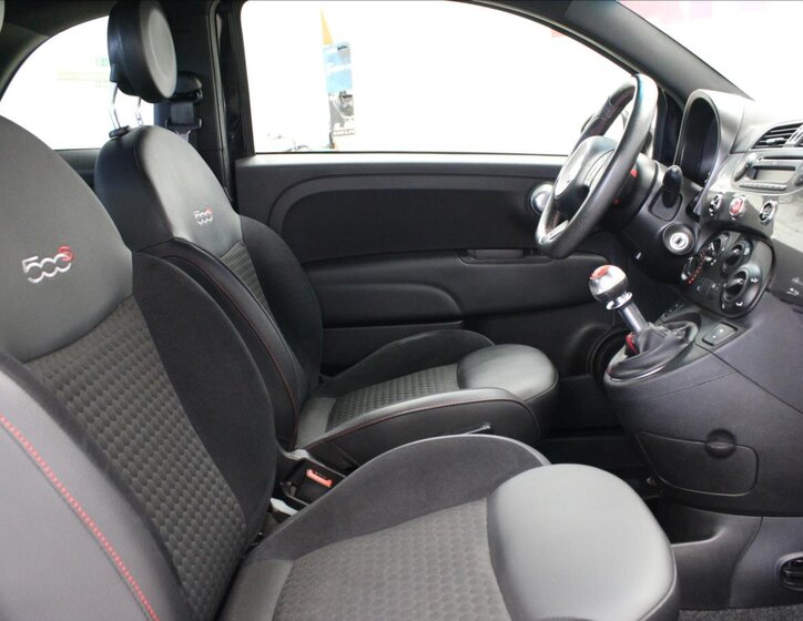 Fiat 500 Hatchback 899,0 63 kw
