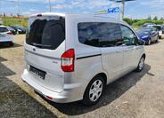 Ford Tourneo Courier 5