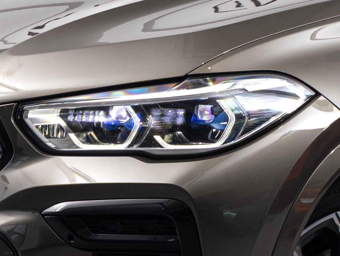 BMW X6 SUV 3,0 l 250 kw