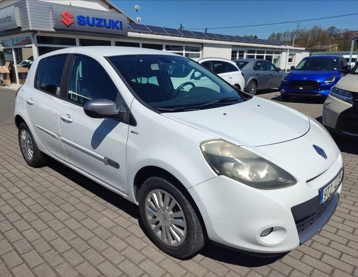 Renault Clio Hatchback 1,1 l 55 kw