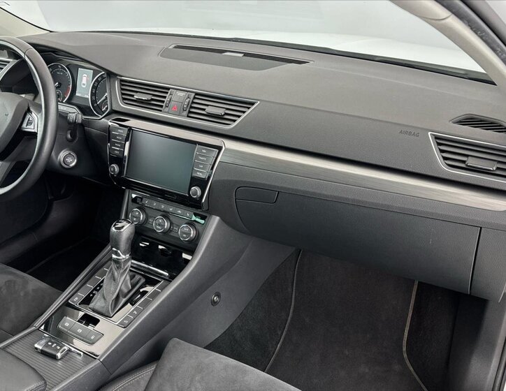 Škoda Superb Kombi 2,0 l 110 kw