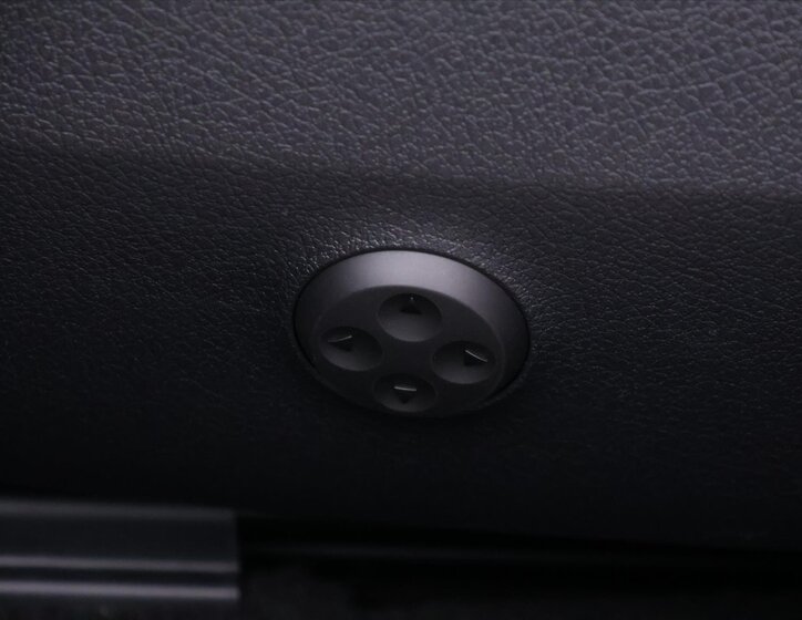 Mercedes-Benz Třídy E Kombi 2,0 l 145 kw