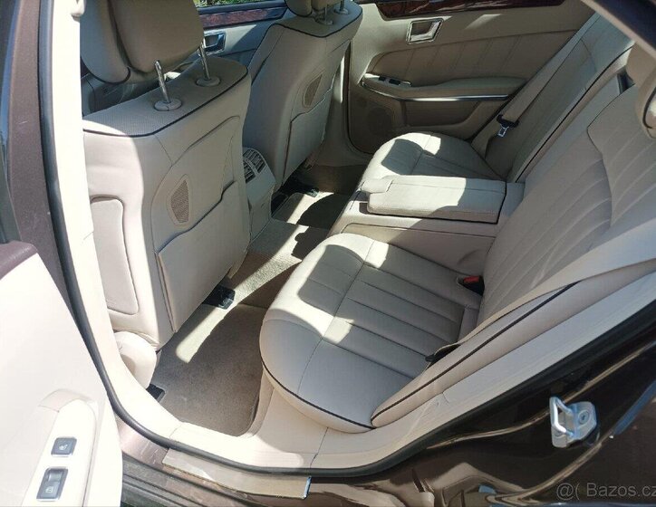 Mercedes-Benz Třídy E Sedan / Limuzína 2,0 l 135 kw