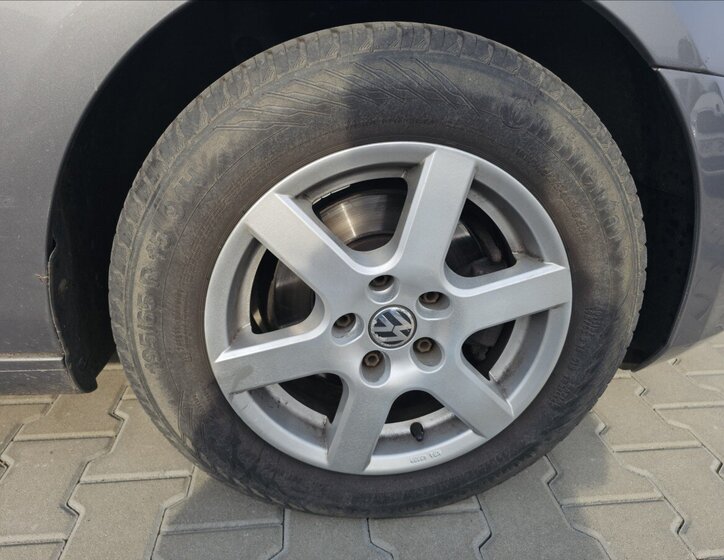 Volkswagen Golf Hatchback 1,4 l 59 kw