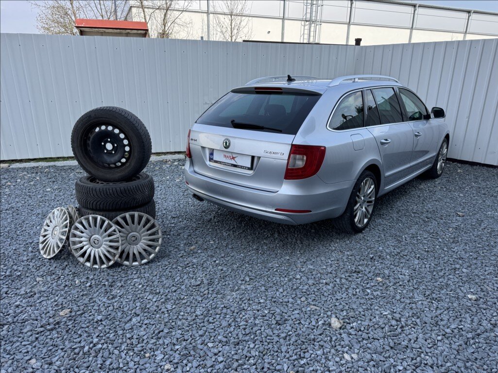 Škoda Superb Kombi 2,0 l 125 kw