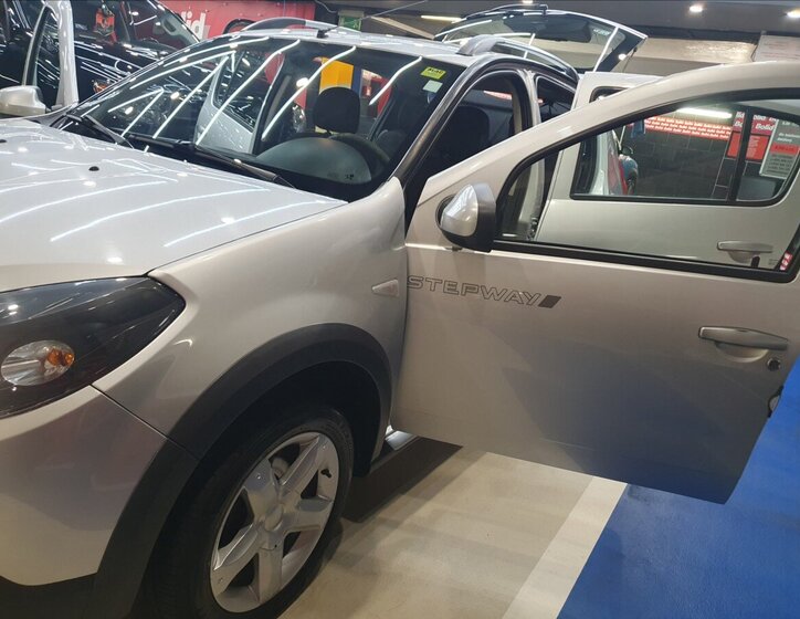Dacia Sandero Hatchback 1,6 l 62 kw