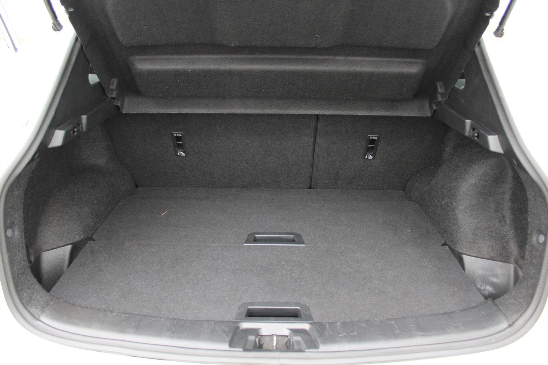 Nissan Qashqai SUV 1,2 l 85 kw