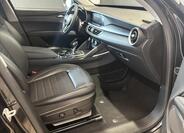 Alfa Romeo Stelvio 24